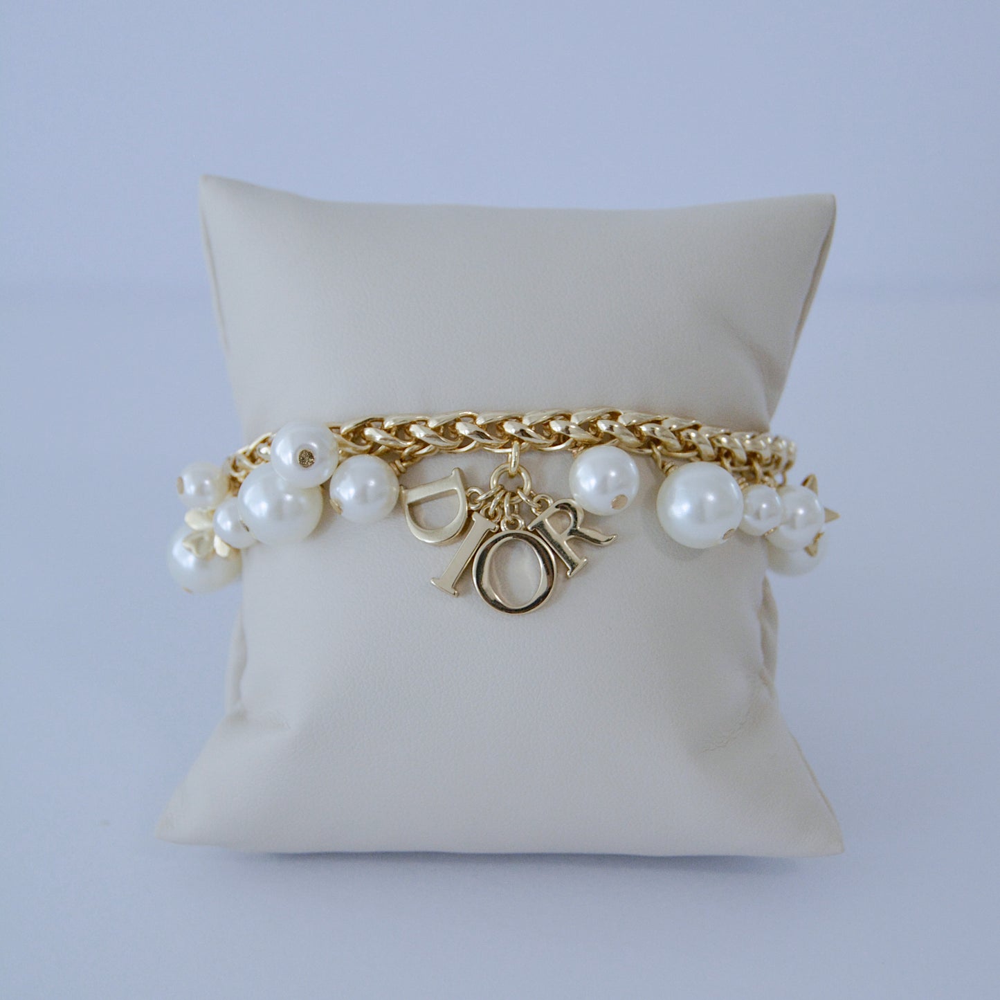 CD pearls bracelet