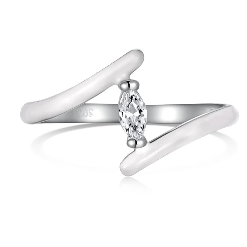DELICATE WHITE RING