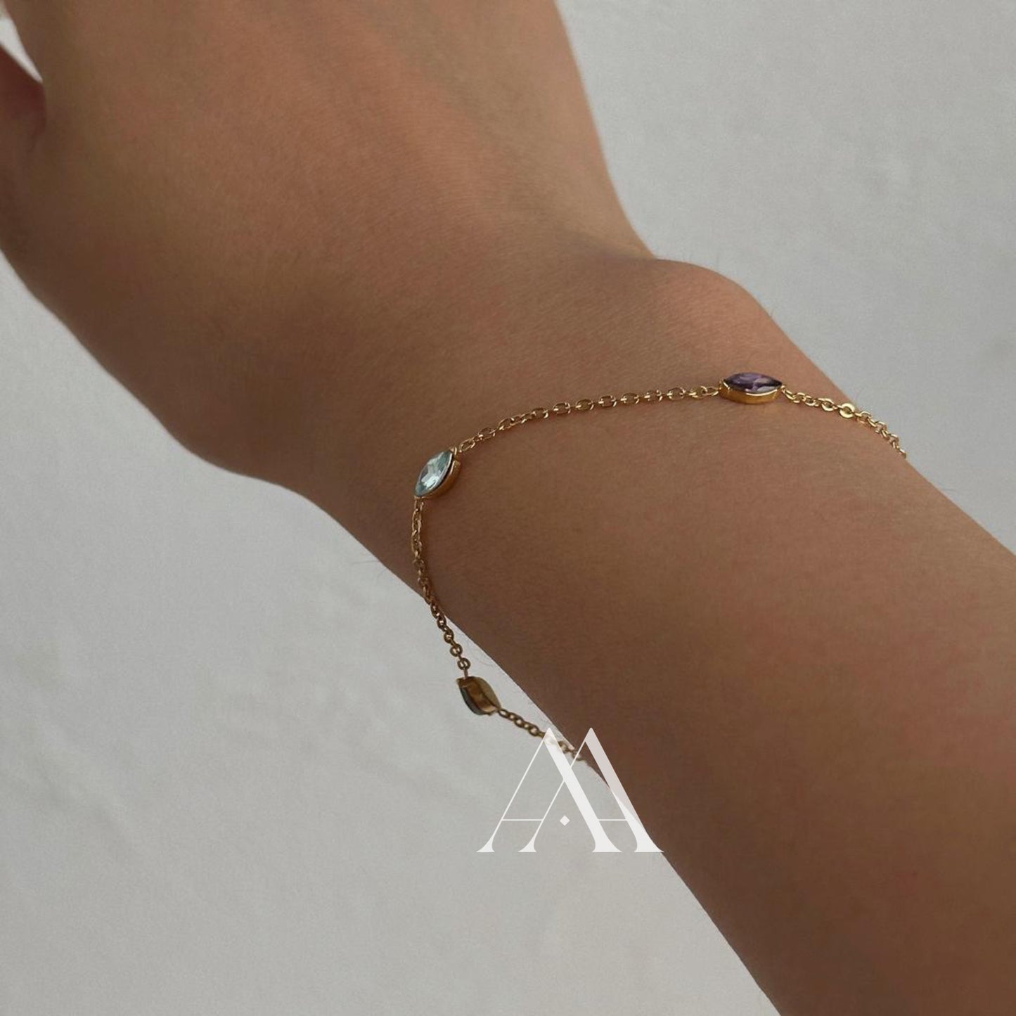 AVARA NECKLACE 💧