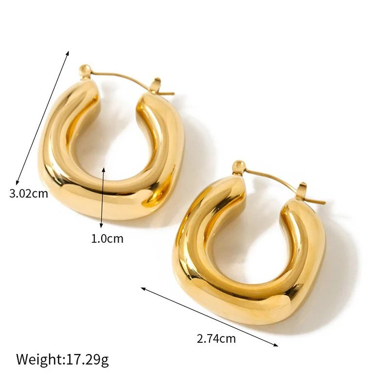 Chunky Hoop Earrings 💧