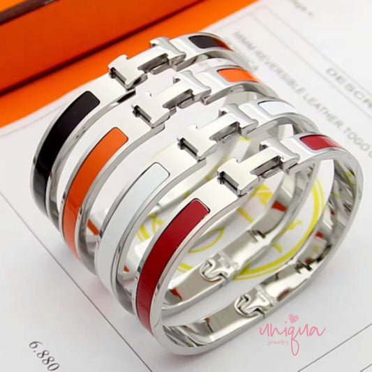 H THIN SILVER BRACELET