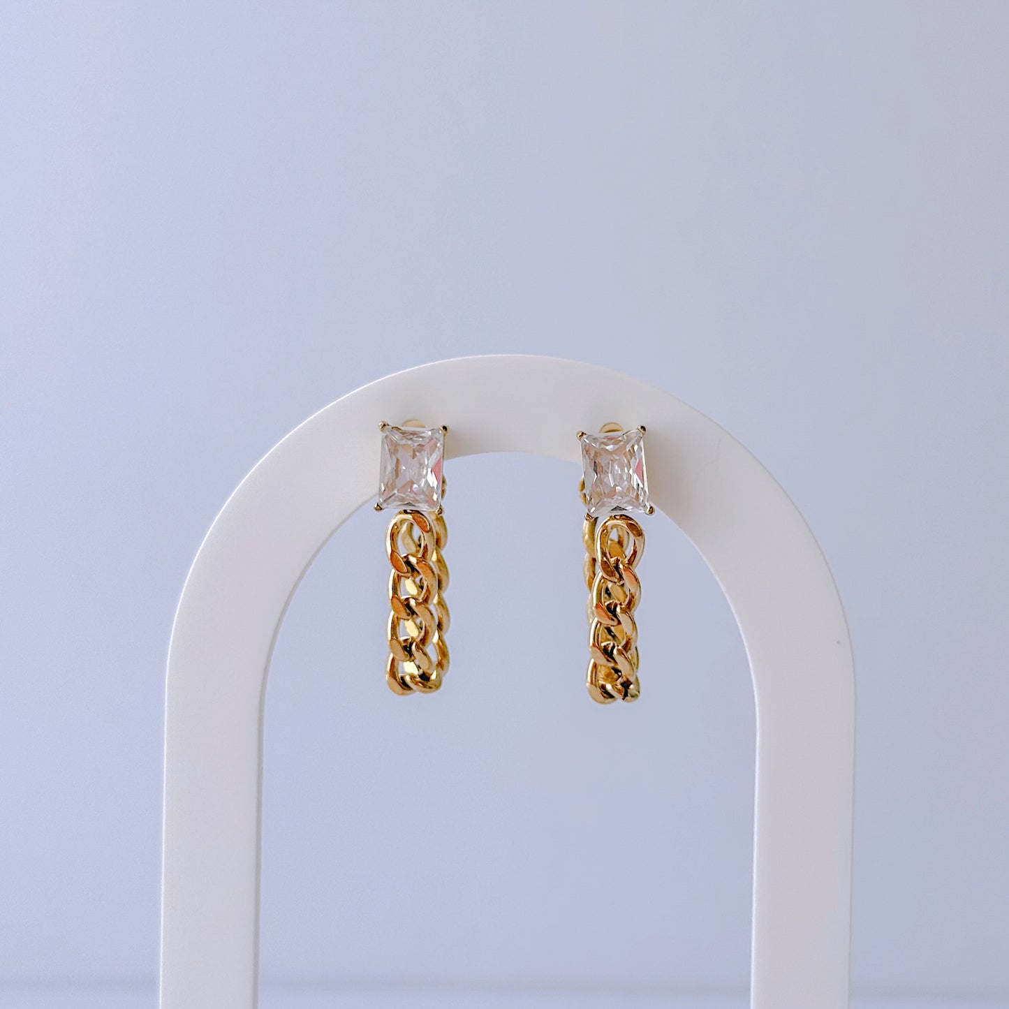 Zircon earring
