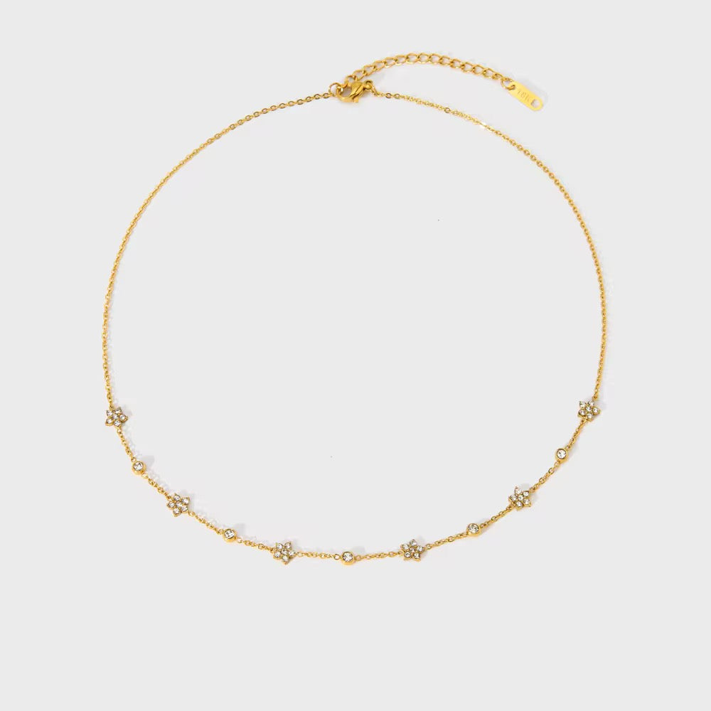 Zircon flower necklace