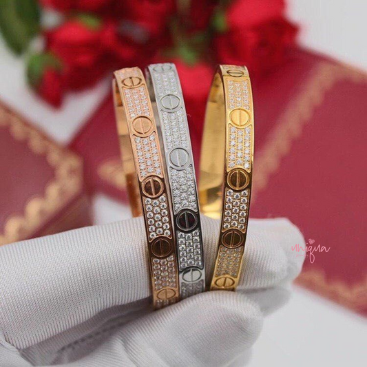 LOVE FULL DIAMOND BRACELET