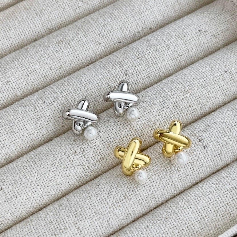 INFINITY EARRING