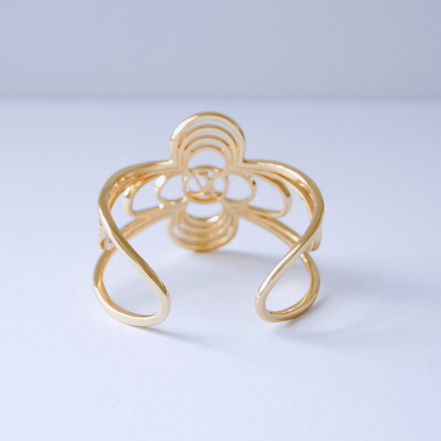 Gold bracelet