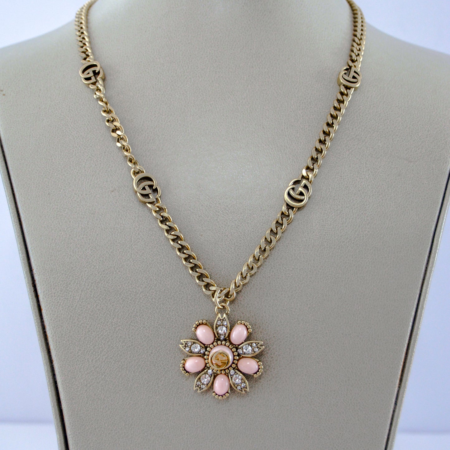 Blossom necklace