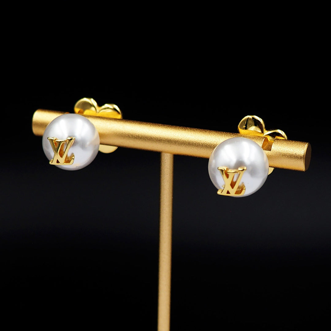 Blossom Pearl Earring