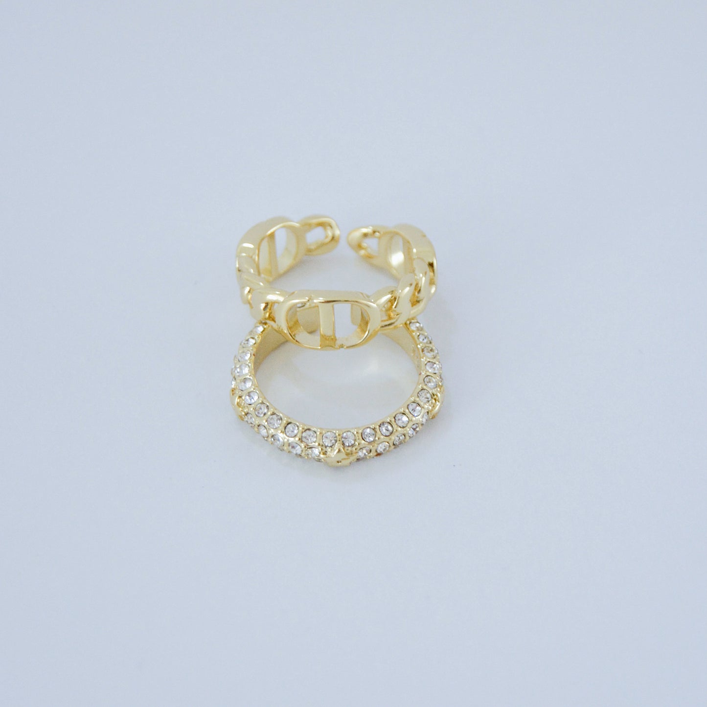 D vintage ring