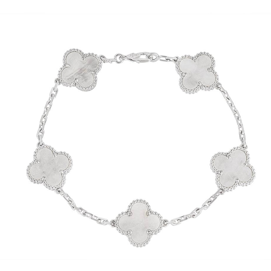 Mini clover white bracelet