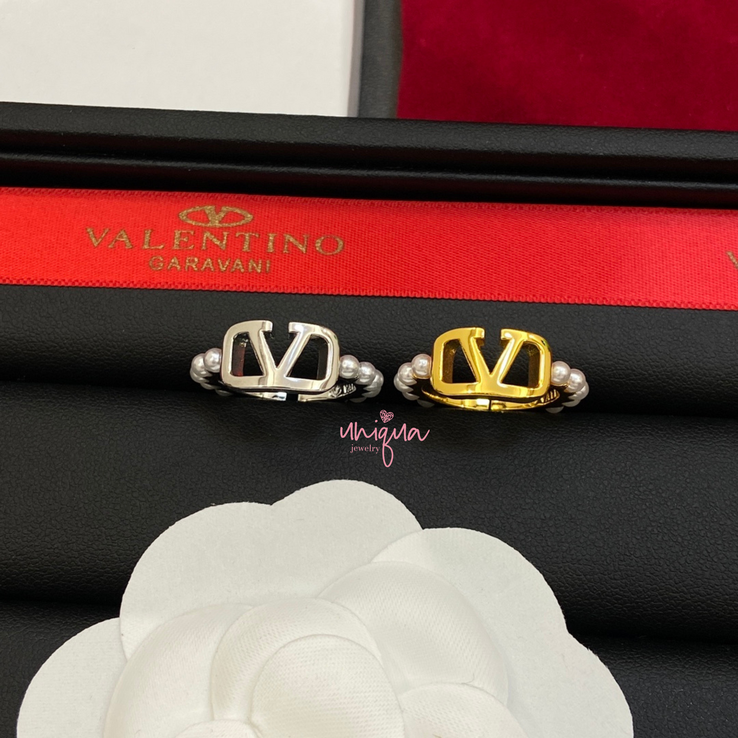 V PEARL RING - MARO JEWELRY