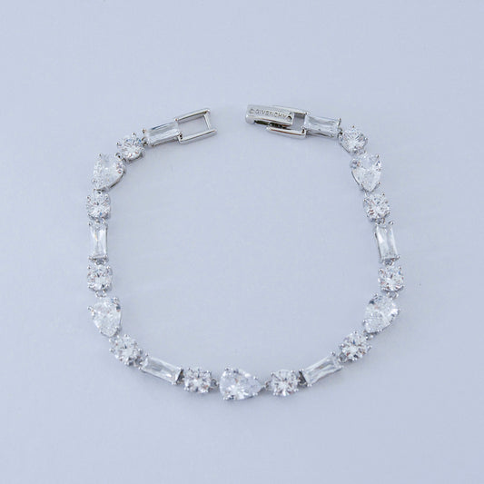 G Diamond bracelet