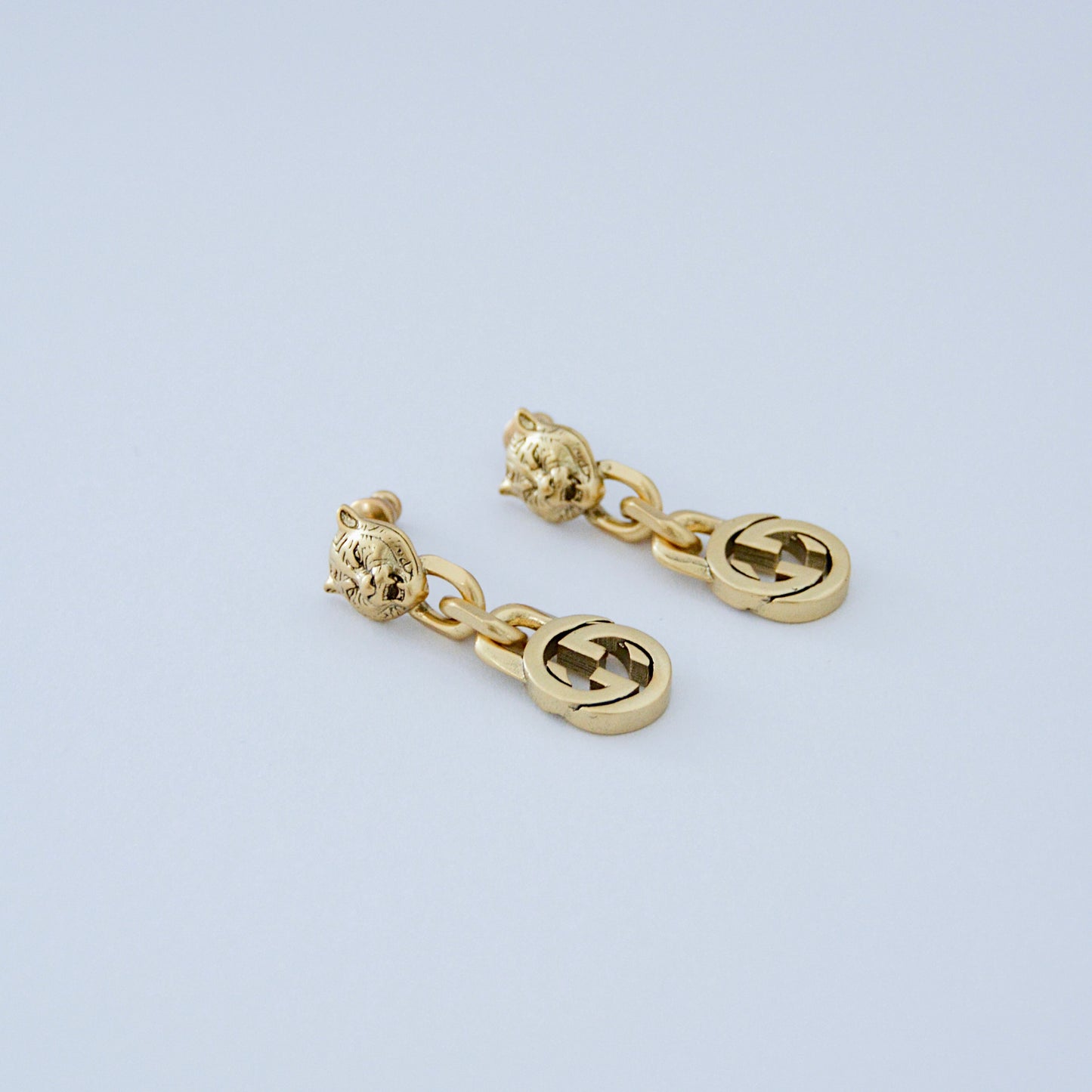 G gold earring
