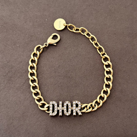 D bracelet