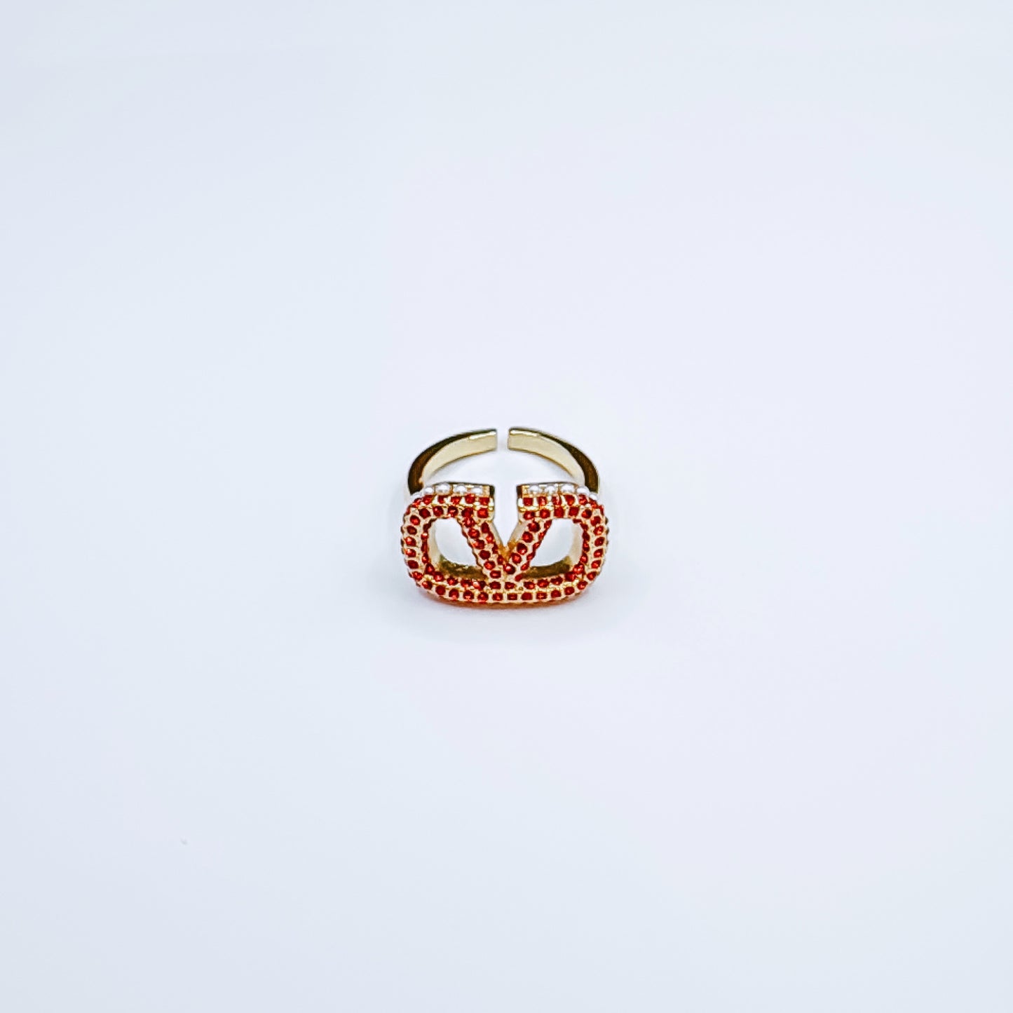 V res crystal ring