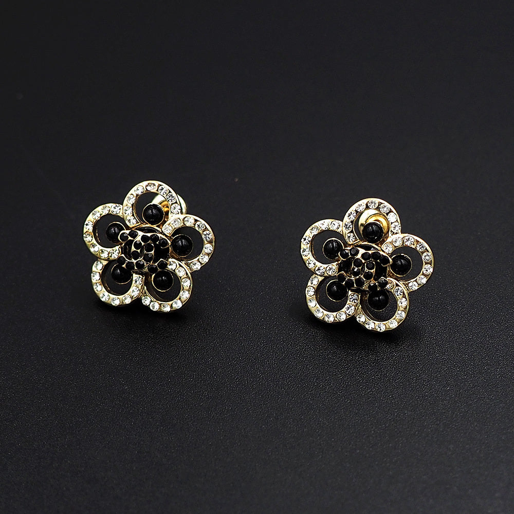 Camelia Earring