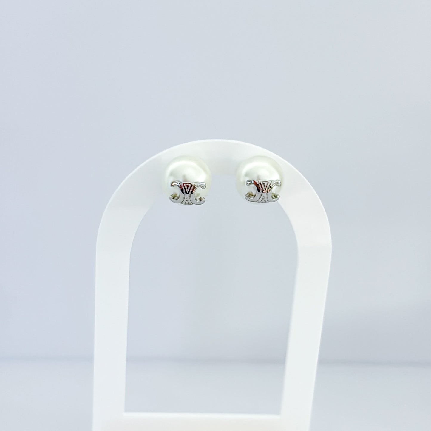 Pearl silver earring