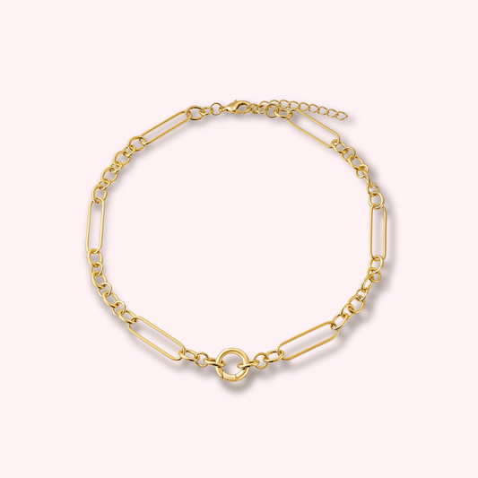 Link Chain Necklace — elegant gold interlocking chain, waterproof and hypoallergenic jewelry by MARO.