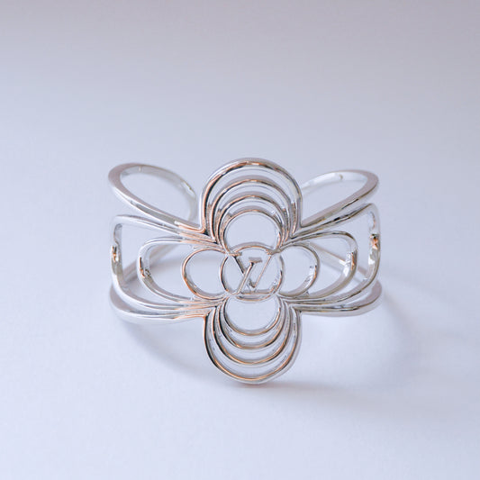 Silver bracelet