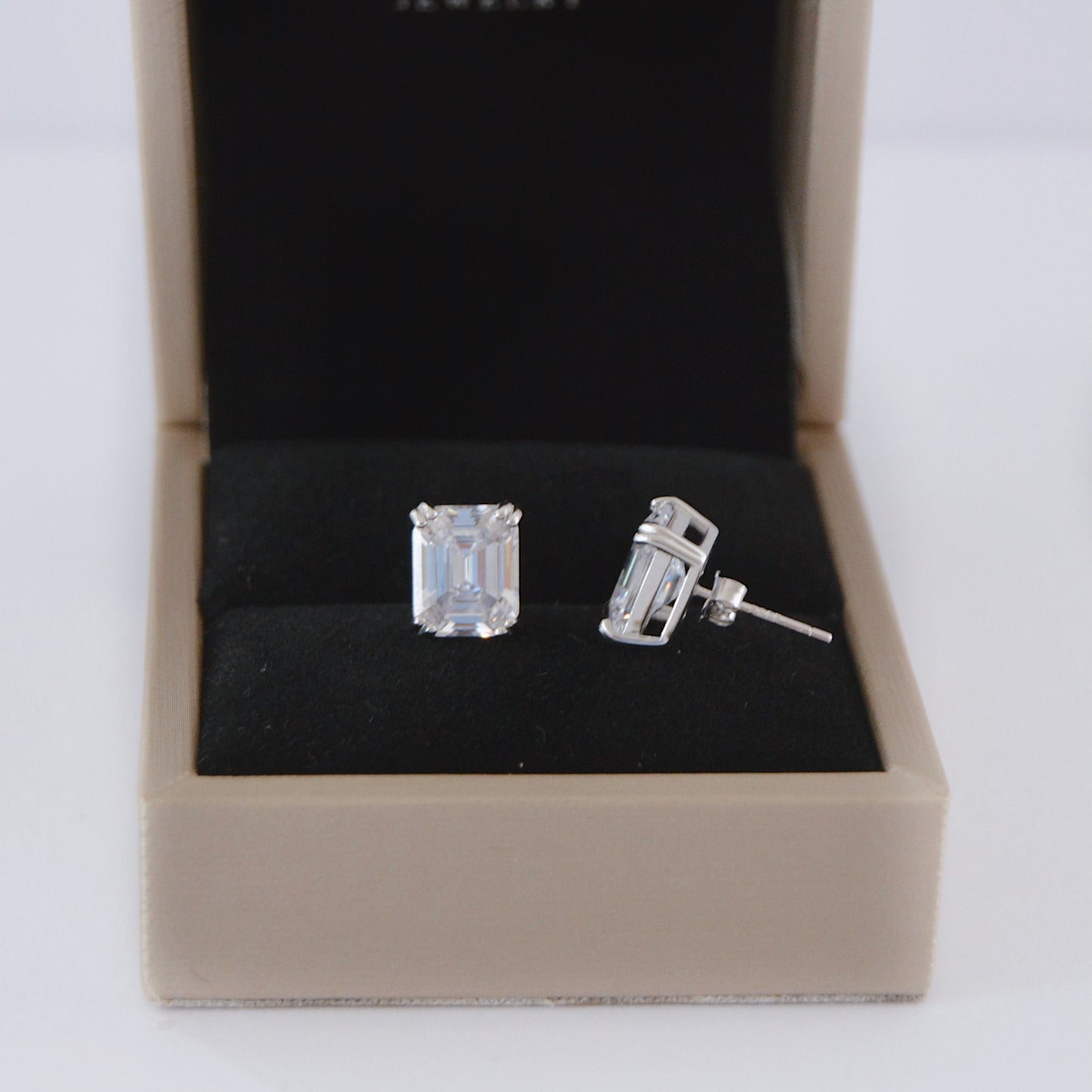 Princess silver earring