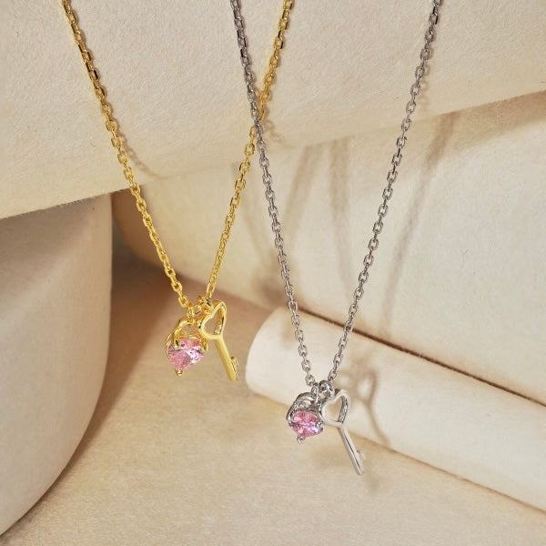 KEY LOVE GOLD NECKLACE