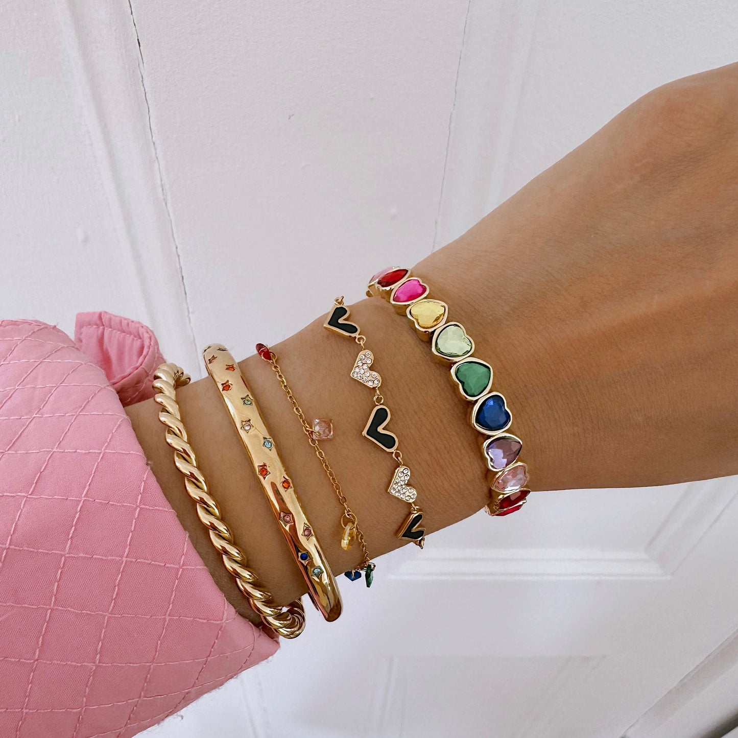 Twisted band bracelet