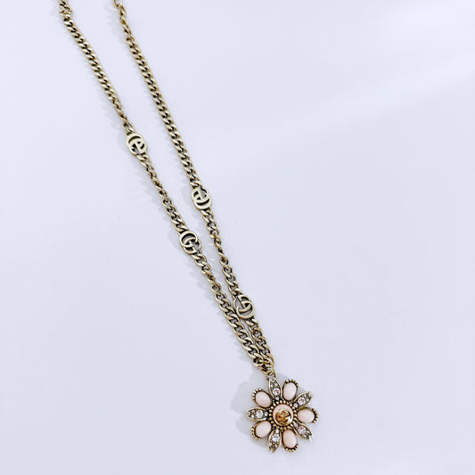 Blossom necklace
