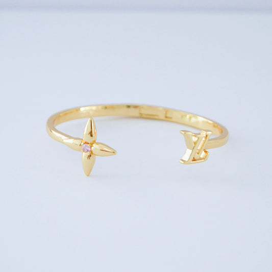 Gold bracelet