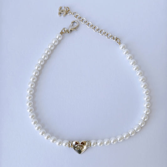 Pearl heart choker