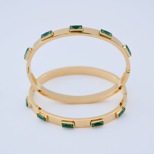 Green stone bangle