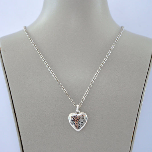 BLIND FOR LOVE NECKLACE