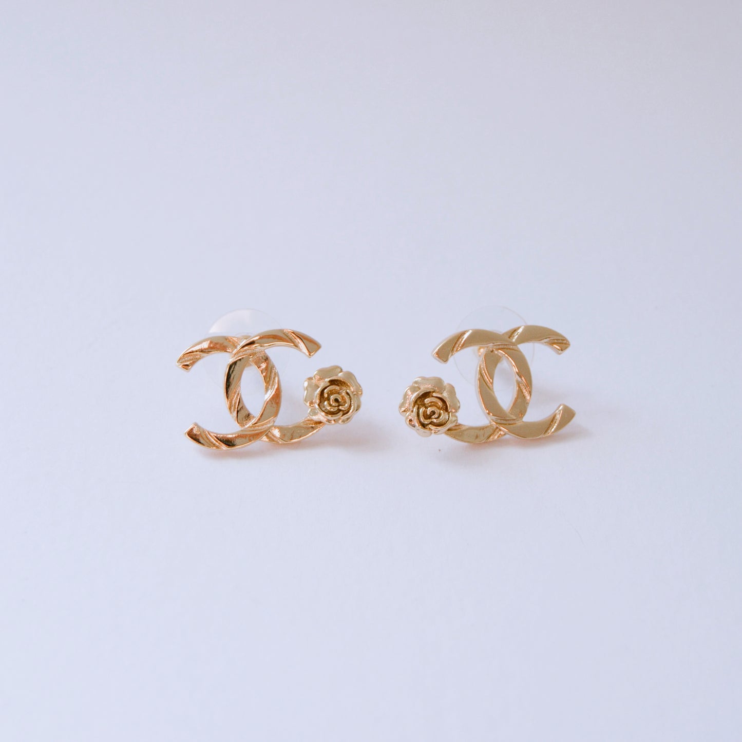 C gold earring