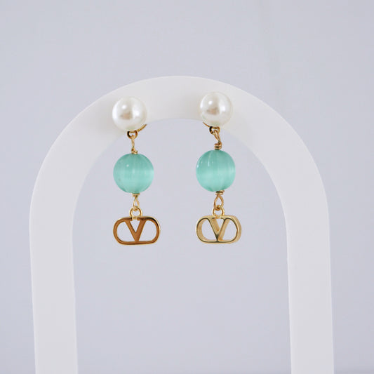 V green Earring