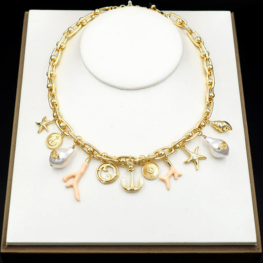 G charms necklace