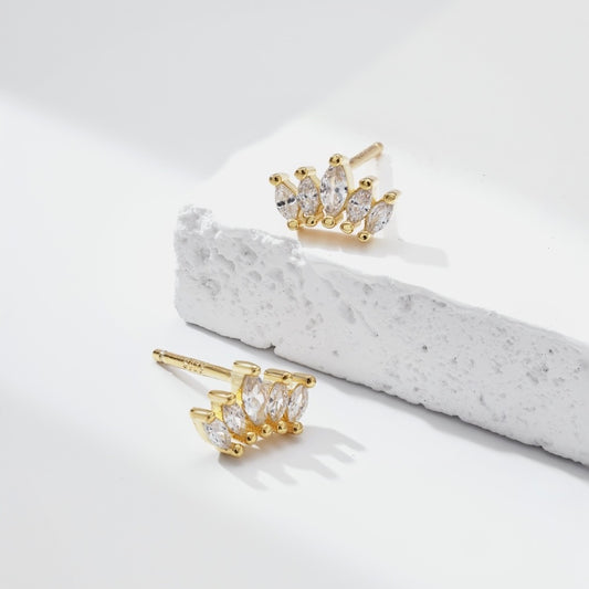 QUEEN GOLD EARRING