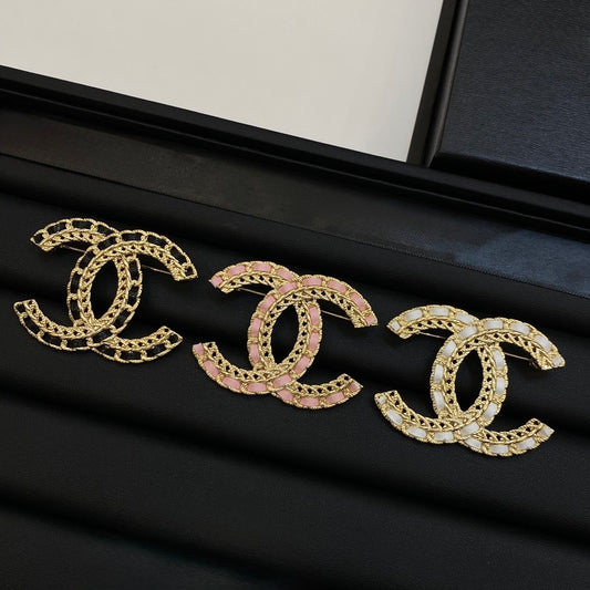Gold brooch