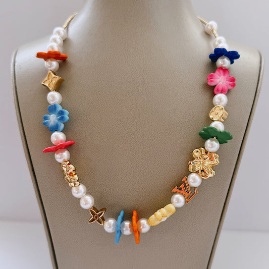 Colorful necklace