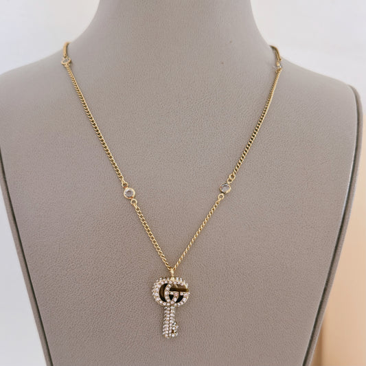 GG KEY GOLD NECKLACE