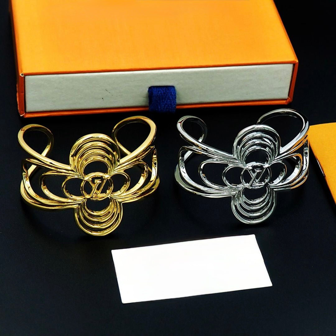 Gold bracelet