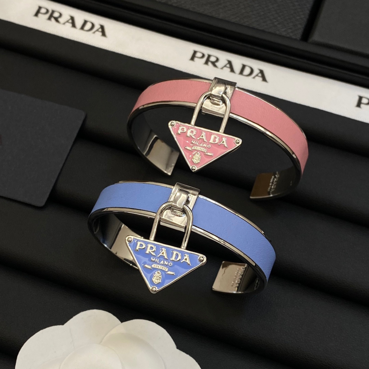 P BRACELET