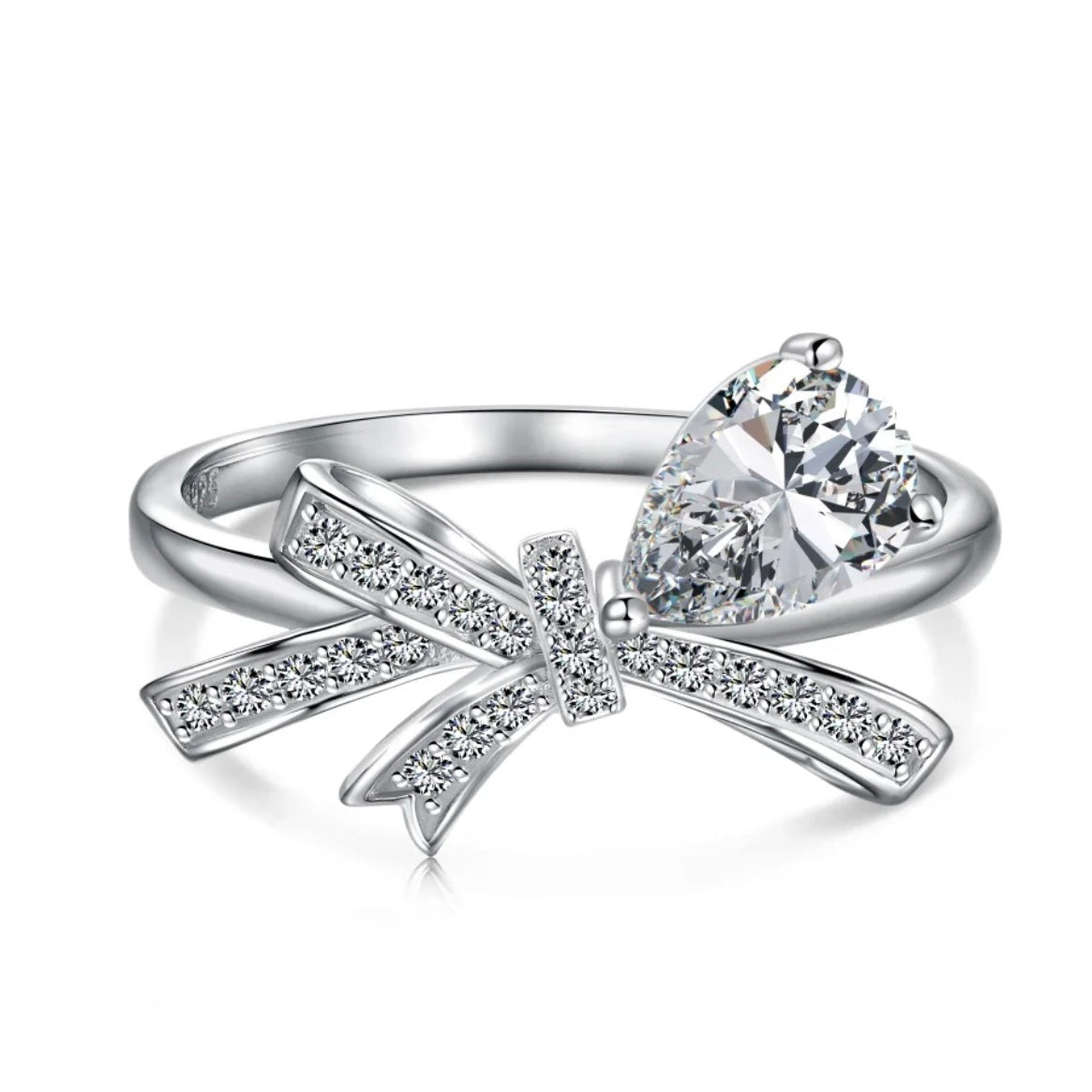 Bow silver ring
