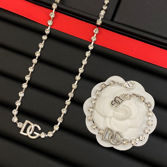 D&G SILVER NECKLACE