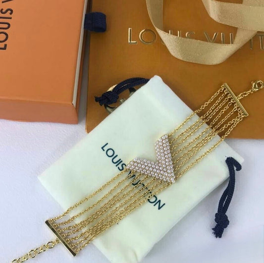 Gold bracelet