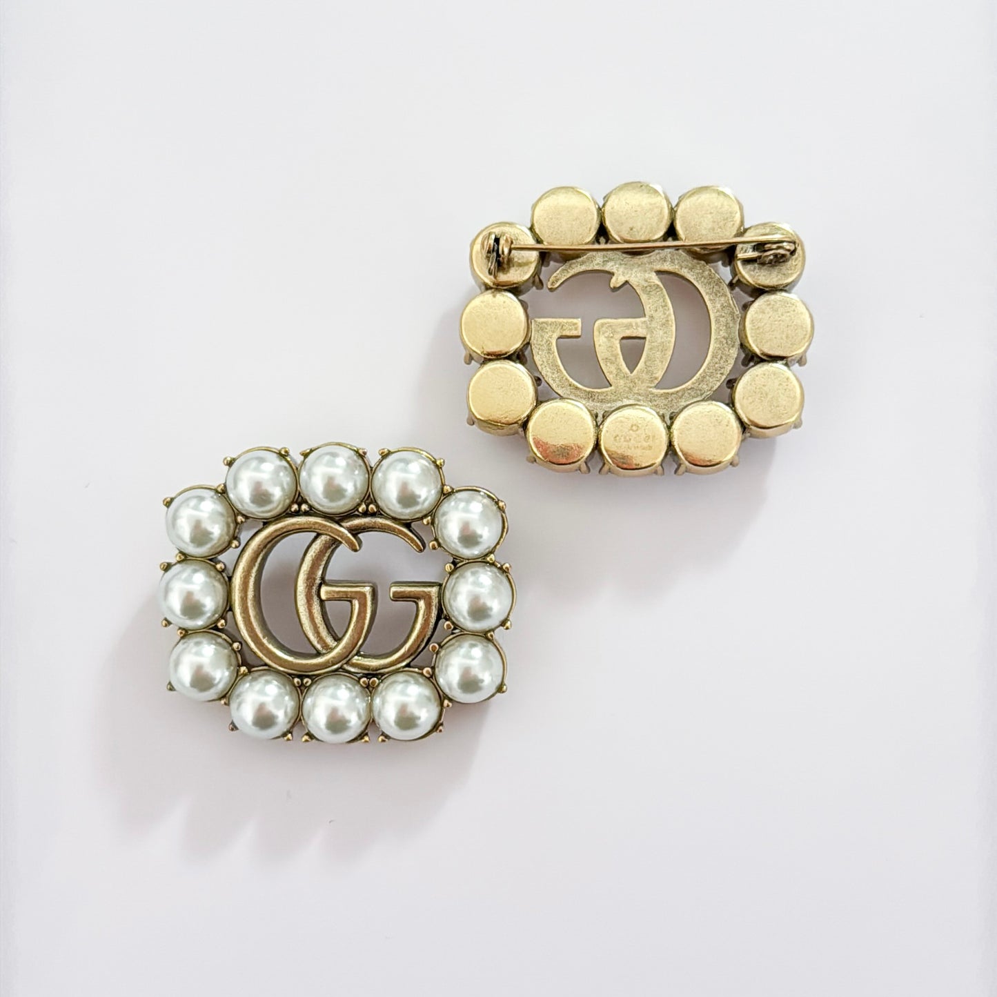 Pearl brooch