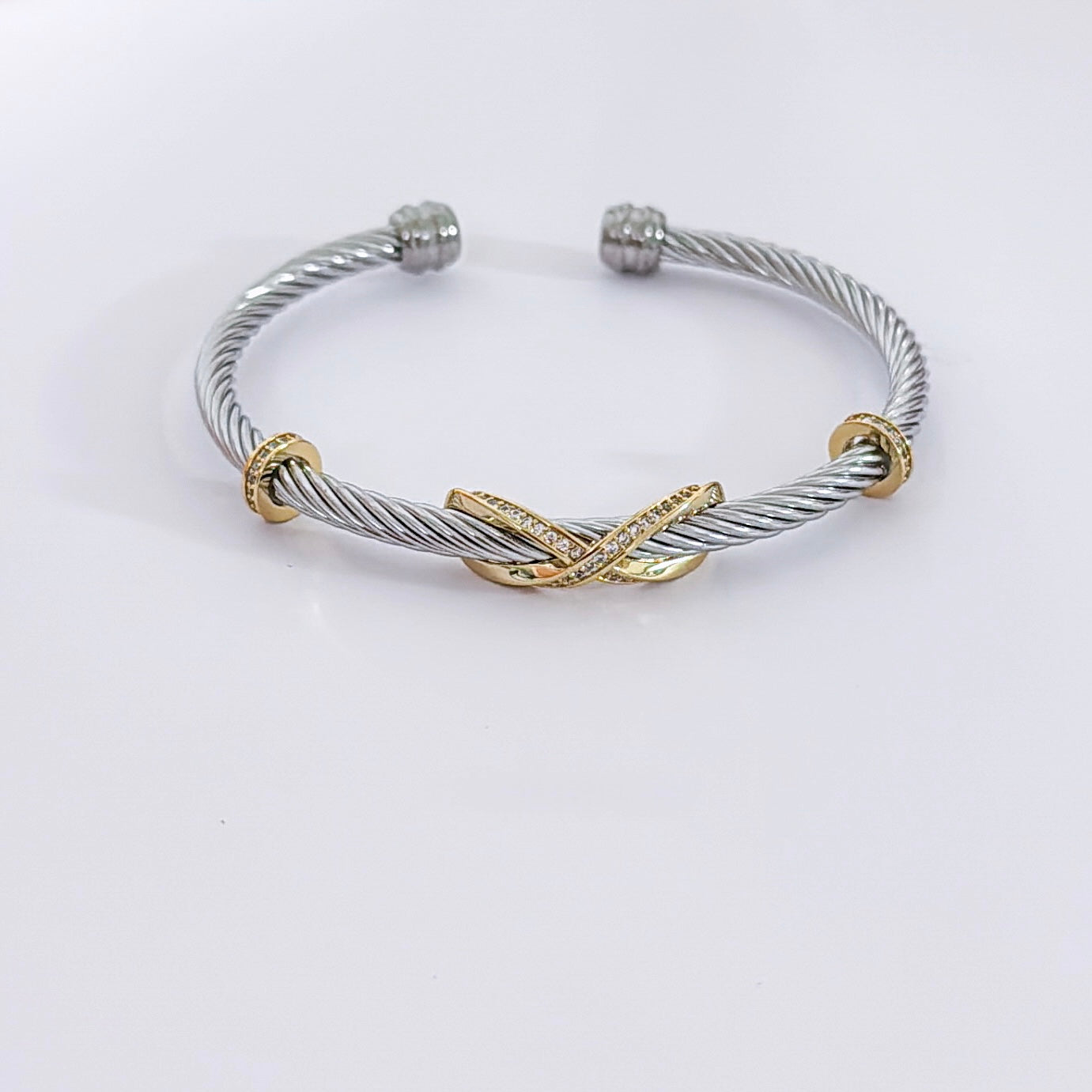 Open cable X bracelet
