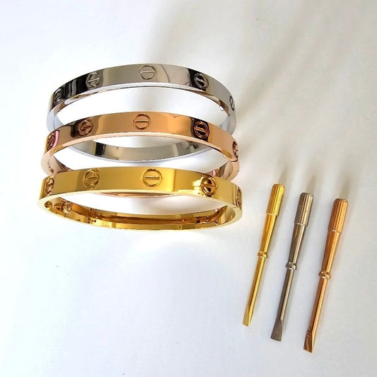 LOVE BRACELET