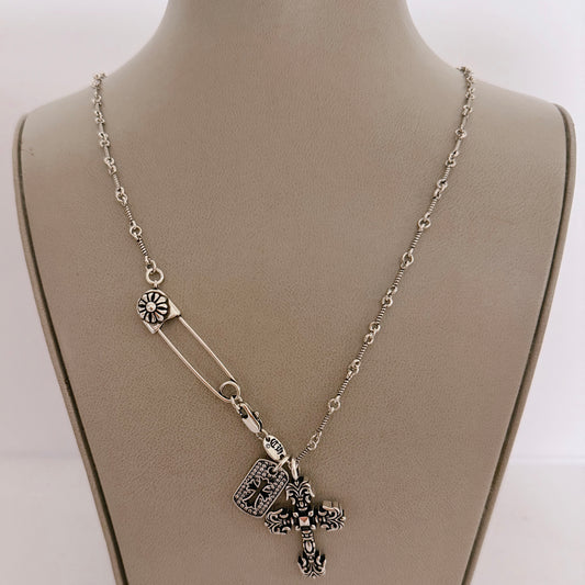 Cross pendant