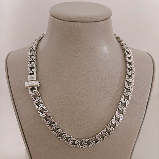 SILVER NECKLACE