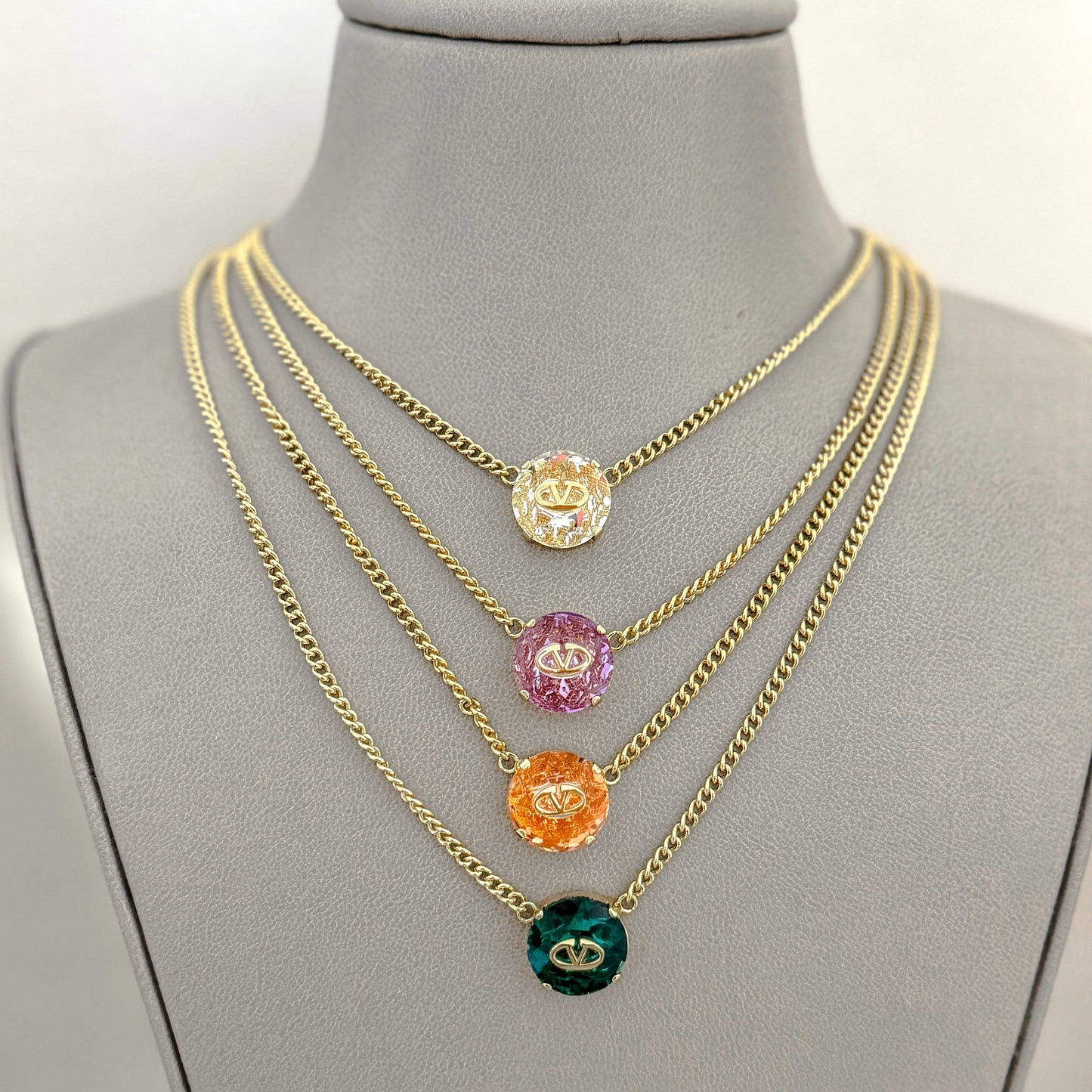 V CRYSTAL NECKLACE