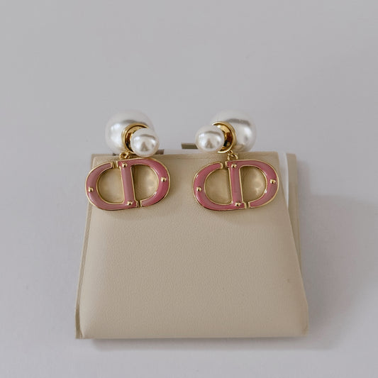 Cd pearl earring